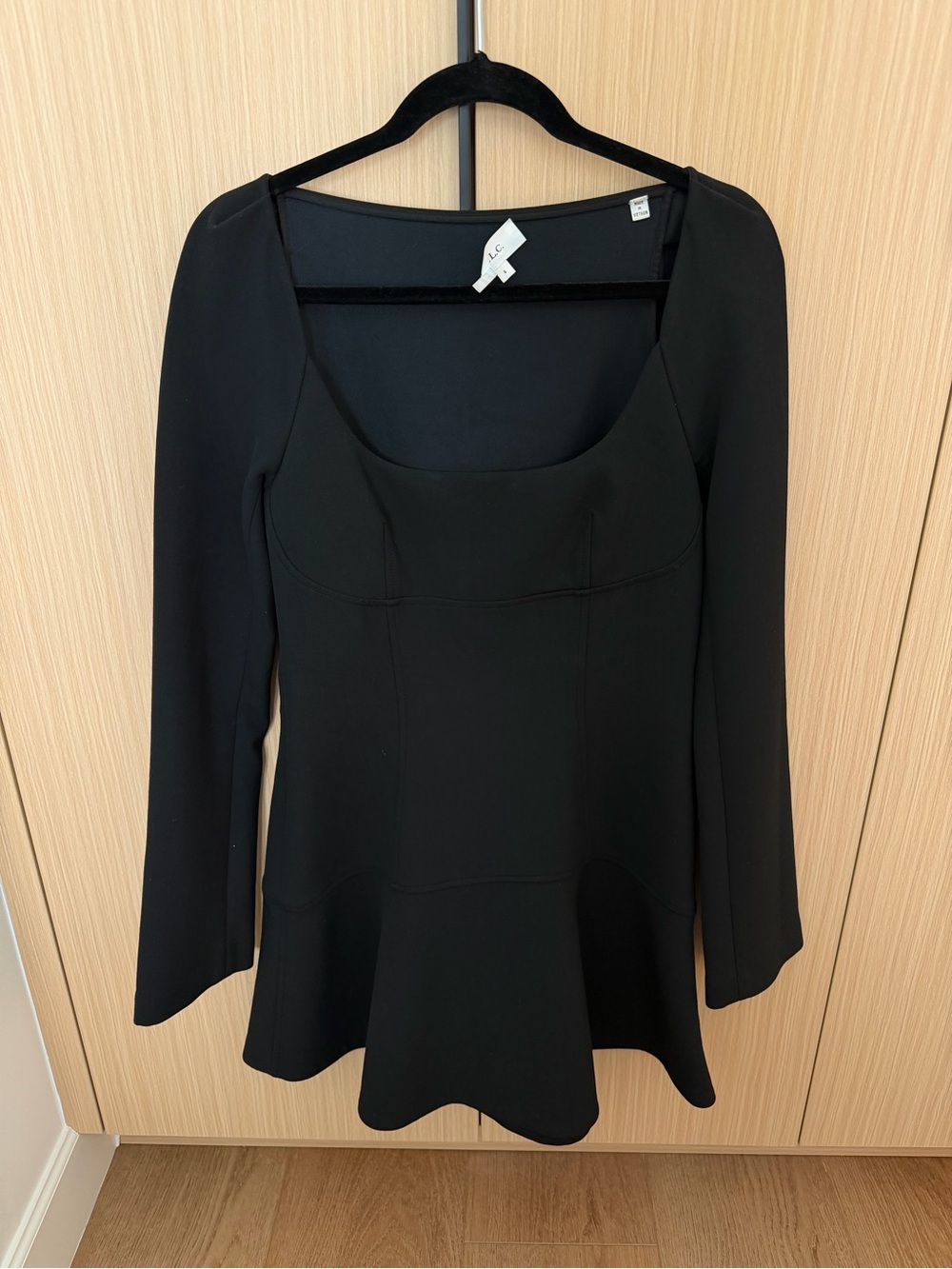 A.L.C. Black Long-Sleeve Scoop-Neck Peplum Tunic
